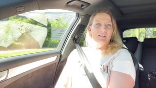 Schlampe Julia Winter lässt sich im Gewerbegebiet von Fremden ficken ohne Kondom! Mit Sperma im Gesicht zurück ins Büro!